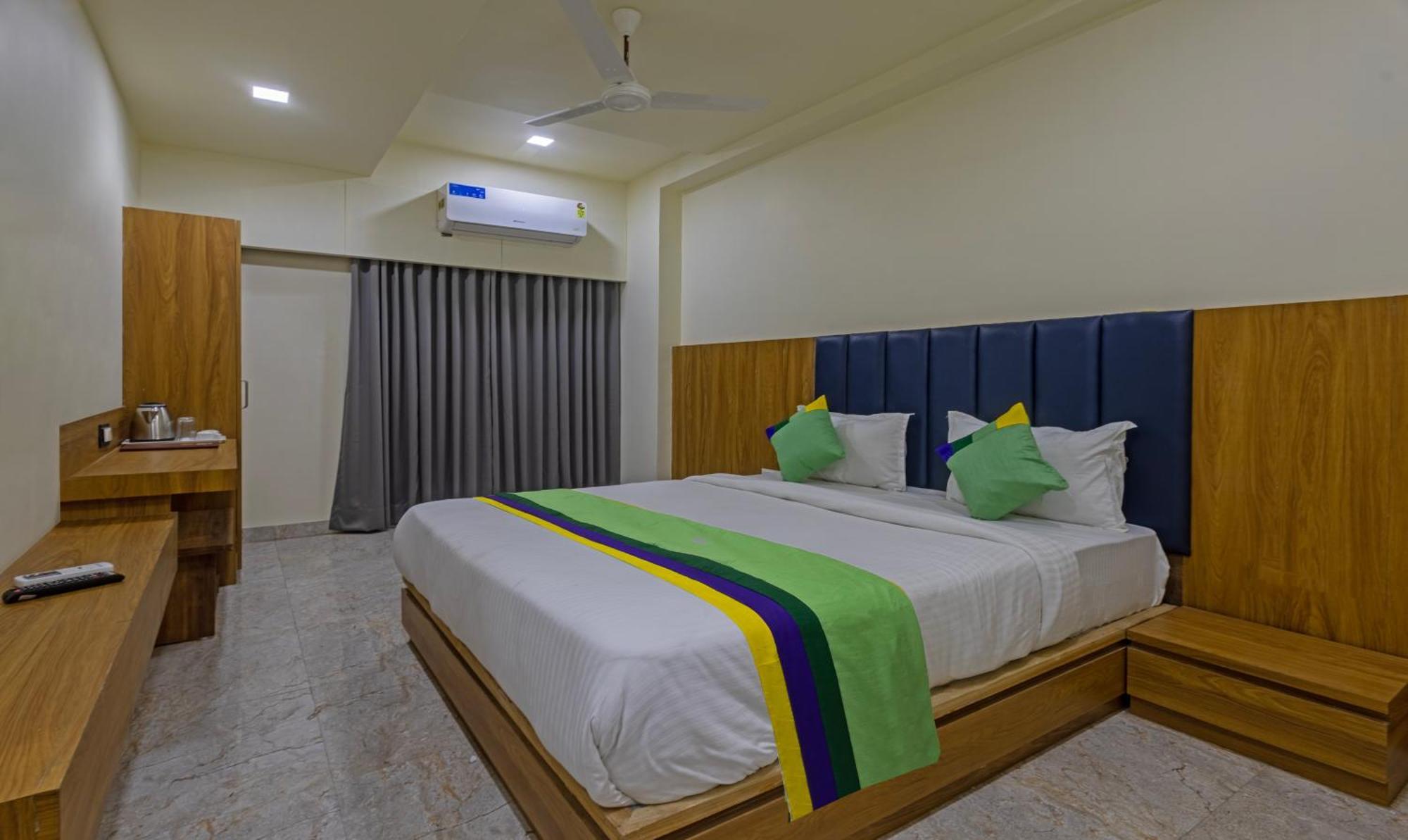 Treebo Eden Park, Ahmedabad Ξενοδοχείο Watuwa Εξωτερικό φωτογραφία