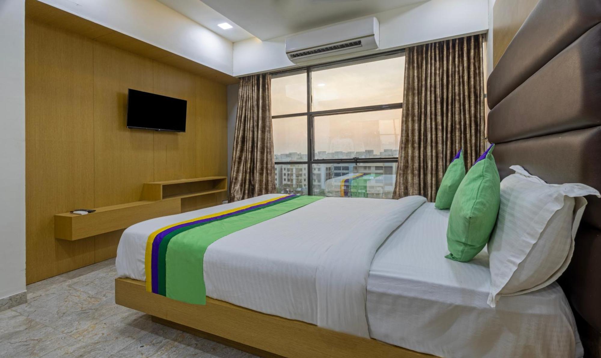 Treebo Eden Park, Ahmedabad Ξενοδοχείο Watuwa Εξωτερικό φωτογραφία