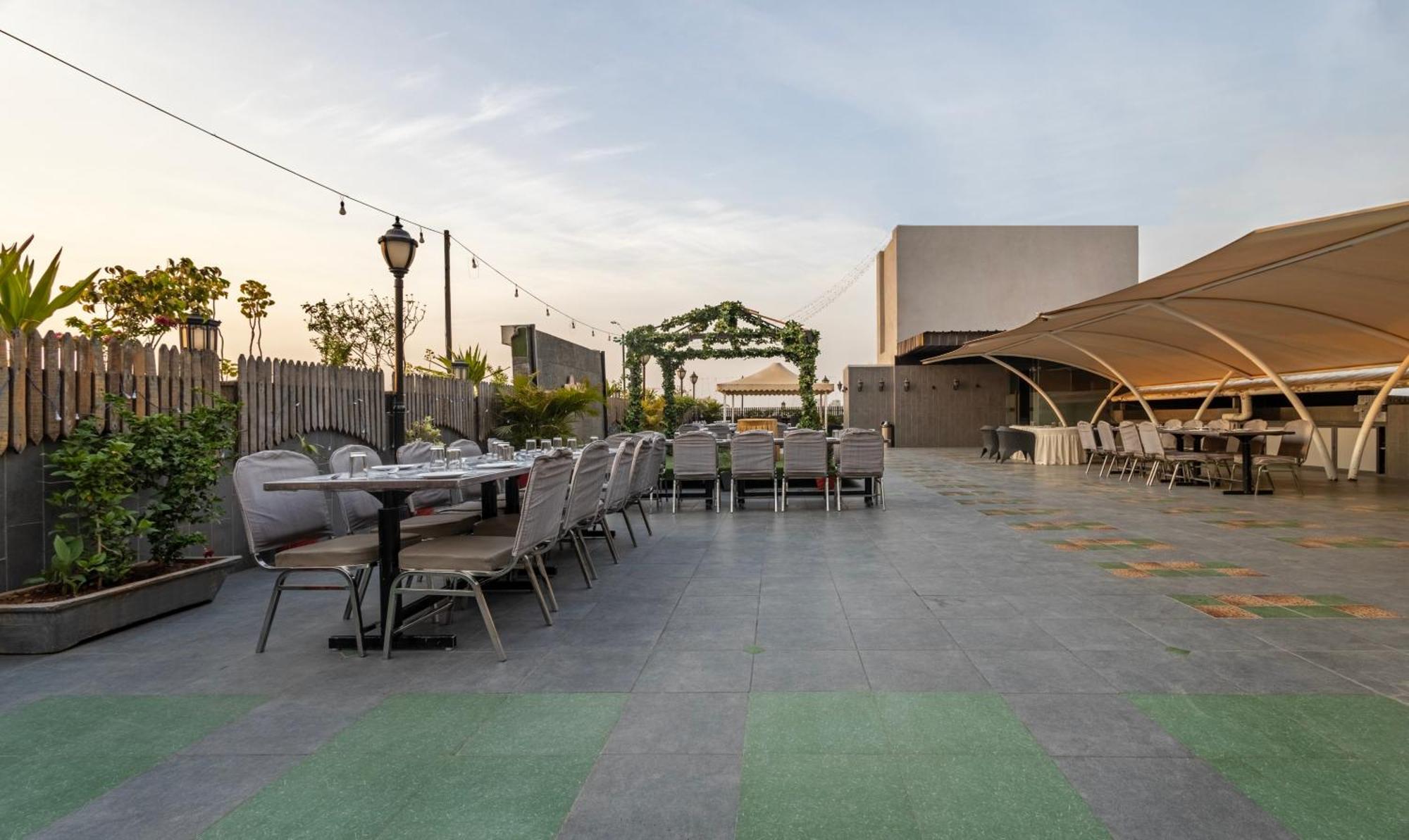 Treebo Eden Park, Ahmedabad Ξενοδοχείο Watuwa Εξωτερικό φωτογραφία